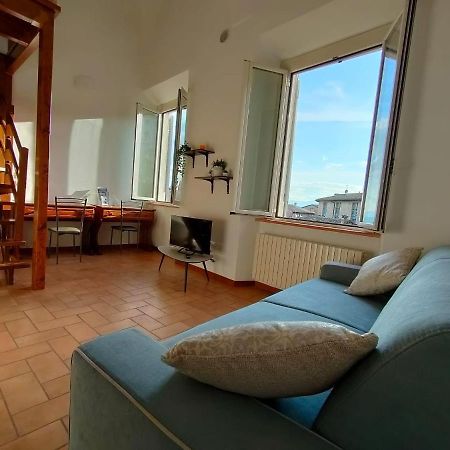 Il Cielo Di Raffaello Apartment Urbino Exterior photo