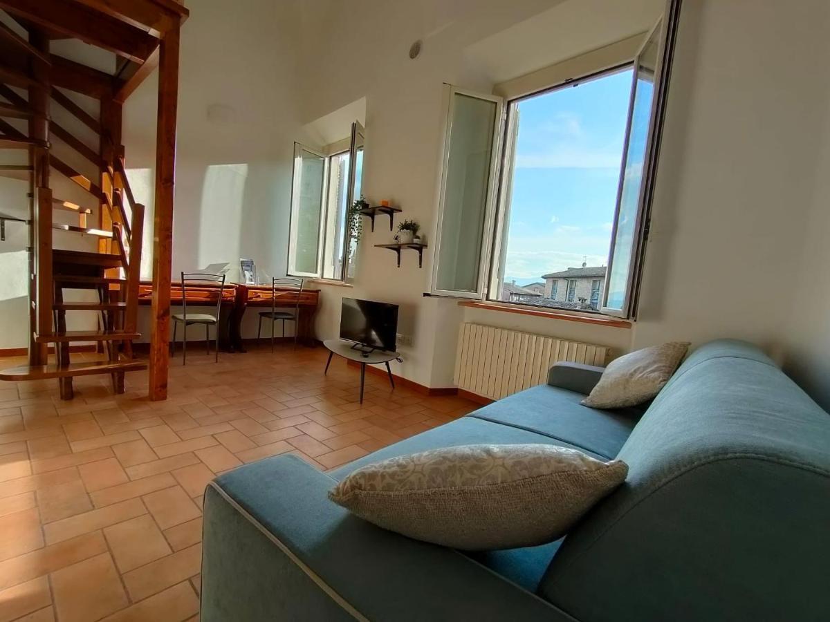 Il Cielo Di Raffaello Apartment Urbino Exterior photo